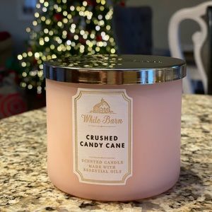 Crushed Candy Cane Bath & Body Works Candle